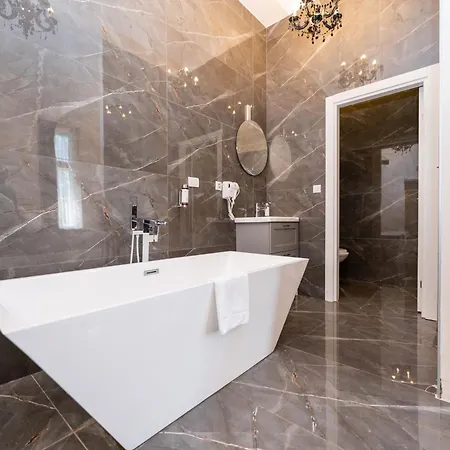 Boutique Kings Palace 3*