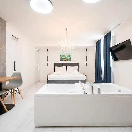 Ξενοδοχείο Boutique Kings Palace 3*