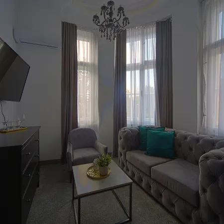 Hotel Kings Palace 3*