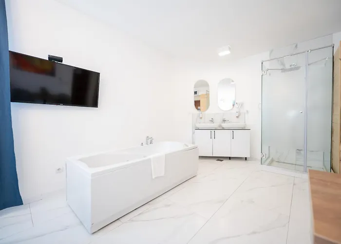 Kings Palace Hotel 3*