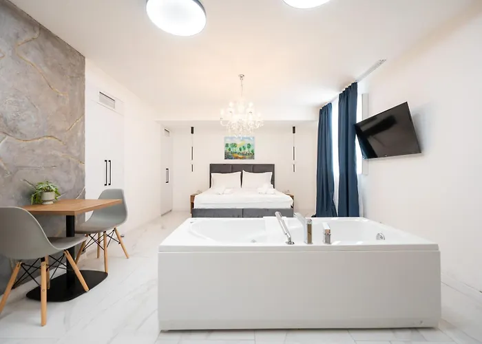 Hotel Kings Palace 3*